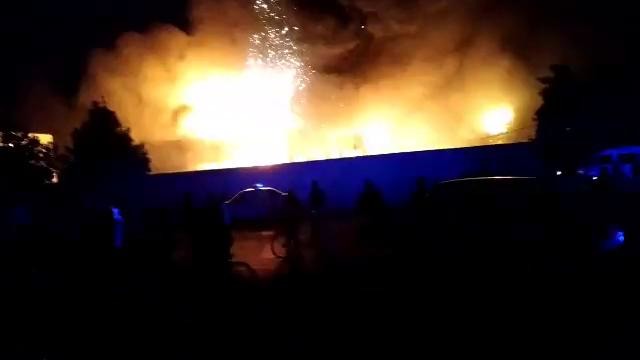 Margʻilon shahridagi bozorda yongʻin sodir boʻldi