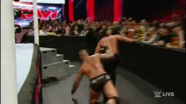 Randy Orton utterly dismantles Seth Rollins