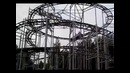 Пассажиры застряли на американских горках