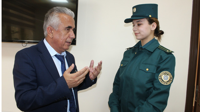 Ислом Ҳамронинг тузоғига кимлар тушди