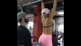Priscila Freitas – Видео из инстаграм бразильской фитнес модели. №10