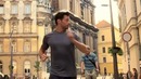 В новой рекламе Lipton Хью Джекмана преследуют