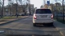 Дура на лендровере