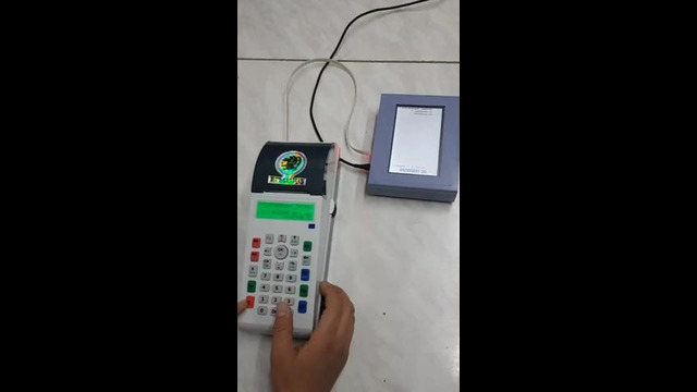 ККМ Simurg 001работает с дополнительным экраном