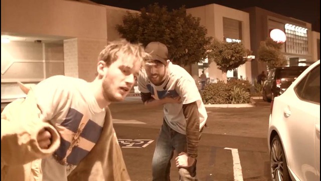 California Earthquake! / Pewdiepie (Eng) (07.11.2016)