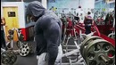 Kai Greene Training Shoulders