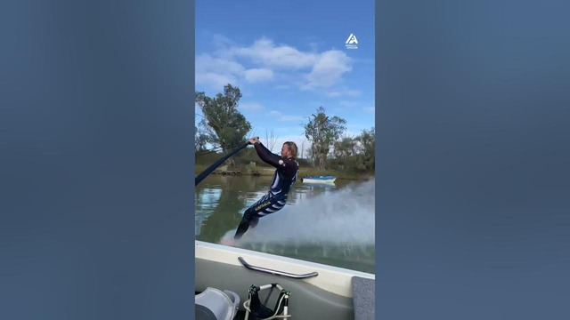 Water skiing: Barefoot in the lake edition!#Skiing #Water #WaterSport #Skill #Mindblowing