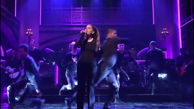 Ariana Grande – Be Alright (Live On SNL)