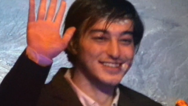 Joji – Gimme Love (Official Video)