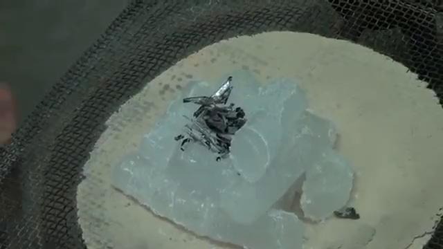 13. Сухой лед – Удивительная подборка экспериментов с сухим льдом! (Химия)
