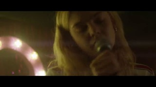 Elle Fanning – Dancing On My Own (From "Teen Spirit" Soundtrack 2019!)