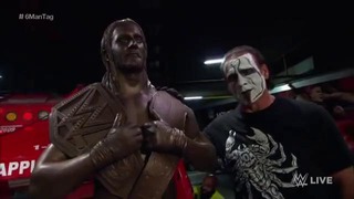 Sting destroys Seth Rollins statue- Raw, September 7, 2015