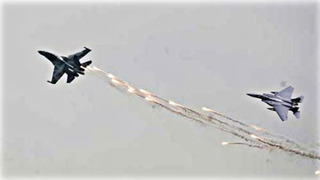 Американский F-16 против Русского МиГ-29 / Кого Уничтожат в Бою