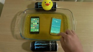 IPhone 7 vs Samsung Galaxy S7 – Monster Soda Test