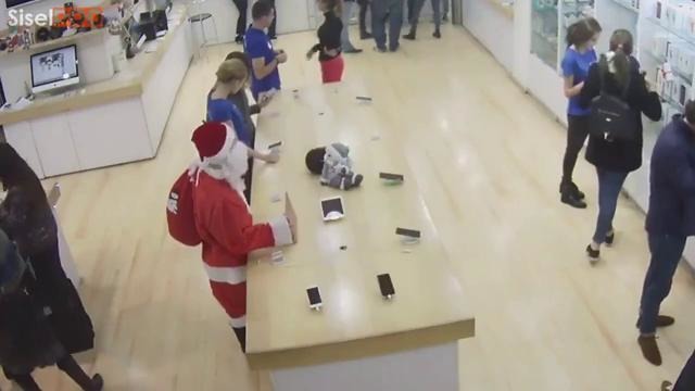 5 случаев, когда санта-клаус опозорился перед камерой