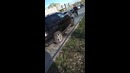 Водитель BMW переехал велосипед на тротуаре