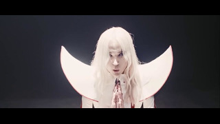 Poppy – BLOODMONEY (Official Music Video)