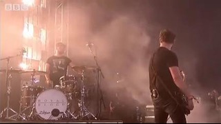Royal Blood – Out Of The Black at Glastonbury 2014