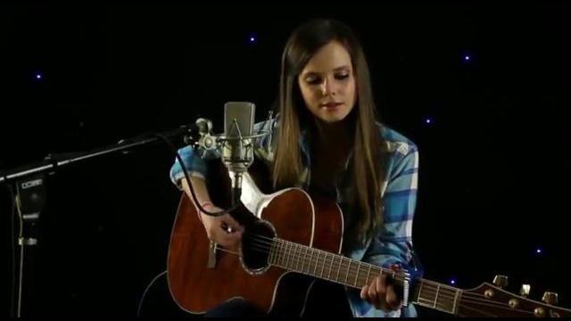 Carly Rae Jepsen – Call Me Maybe (Cover by Tiffany Alvord)