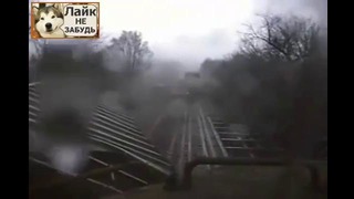 Поезд против торнадо