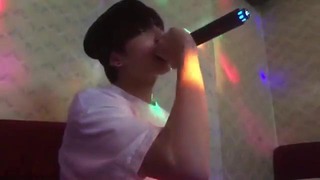 BTS-Kook in a singing room (1)