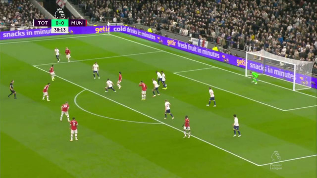 Потрясающий гол Криштиану Роналду в матче «Тоттенхэм» – «Манчестер Юнайтед»