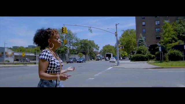 Chris Rivers ft. Lydia Caesar – Old Thing Back (Official Video 2017)
