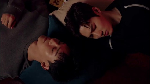 Red velvet x exo | skechers sweet monster launch