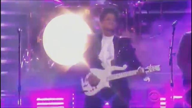 Bruno Mars – Let’s Go Crazy (Grammy 2017)