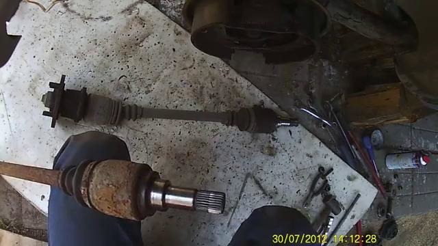 Демонтаж приводного вала Ford Sierra Scorpio