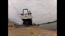 Спуск корабля на воду. Не повезло тому, кто снимал