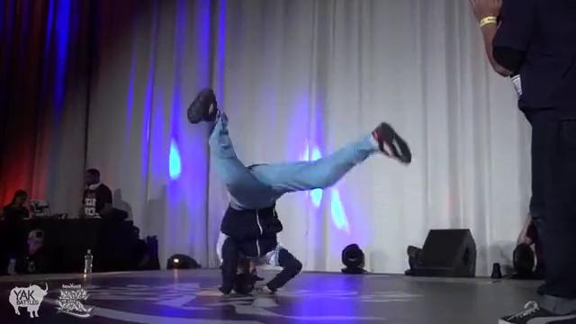 Menno vs Issei – Battle of the Year 2013 1vs1 SEMI FINAL