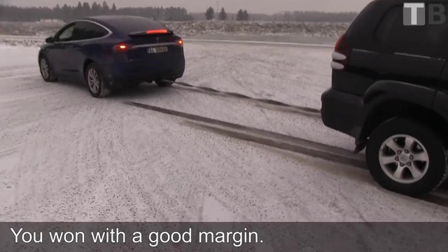 Tesla Model X против Toyota Land Cruiser. Кто кого