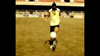 Nike – Ronaldinho Solo