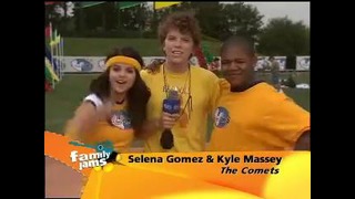 Selena Gomez, Nick Jonas Disney Channel Games