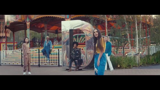 Cher Lloyd – None Of My Business (Official Music Video)