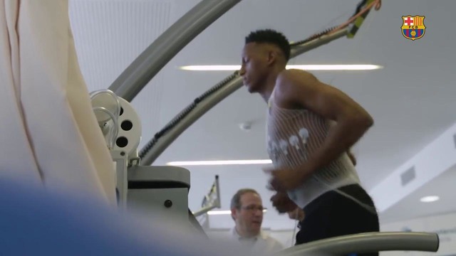 [BEHIND THE SCENES] Yerry Mina’s first day at Barça