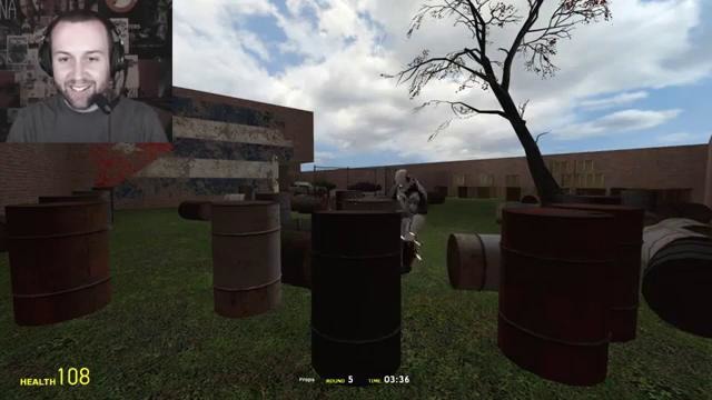 Explosive Barrel (Garry’s Mod Prop Hunt)