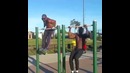 На турнике