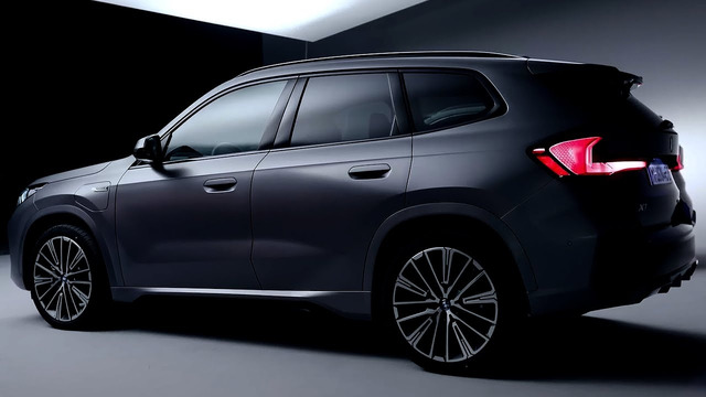 NEW 2023 BMW X1 Modern SUV – Exterior and Interior 4K