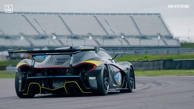 McLaren P1 GTR v Aston Martin Vulcan