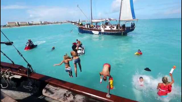 Epic Pirate Water Battle In Aruba