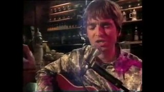 Oasis – Don’t look back in anger in Hotel Babylon UK 1995