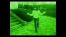 Тиктоник в исполнении девушки