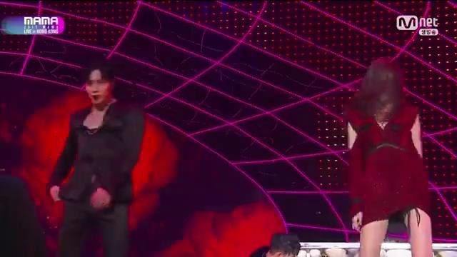 171201 SUNMI X TAEMIN – Gashina @ 2017 MAMA in Hong Kong – YouTube