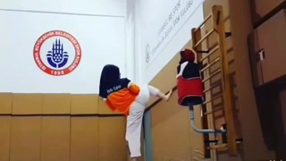 Ниндзя в хиджабе – kübra dağli – чемпионка мира по тхэквондо