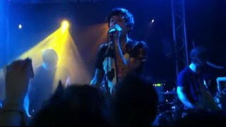 Bring Me The Horizon – And The Snakes Start To Sing (Live)