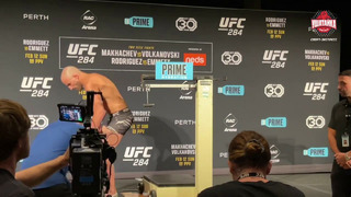 Махачев и Волкановски в весе / Взвешивание UFC 284