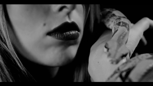 J. Balvin – Veneno