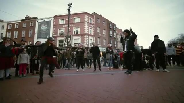 Les Twins in Dublin ( Grafton Street)